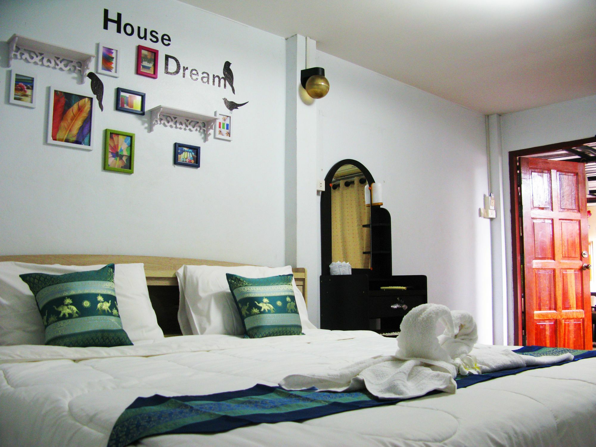 Cshouse Hotel Chiang Mai Ngoại thất bức ảnh